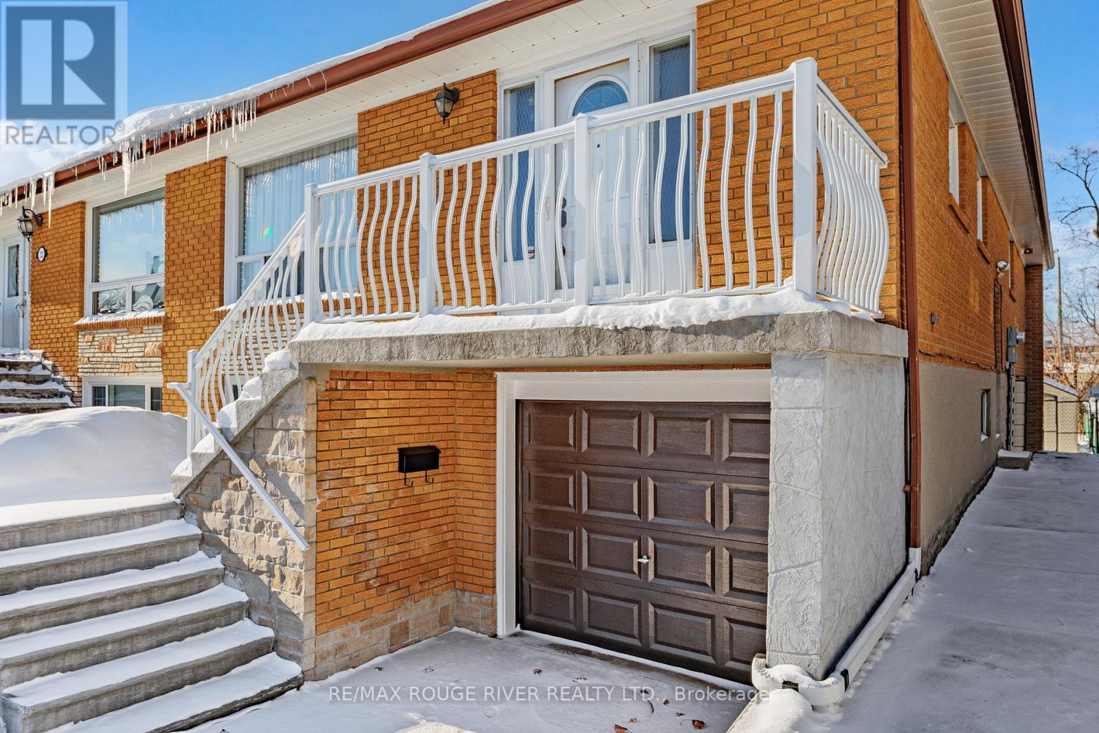 224 Fairglen Avenue, Toronto, Ontario  M1W 1B1 - Photo 6 - E12734896