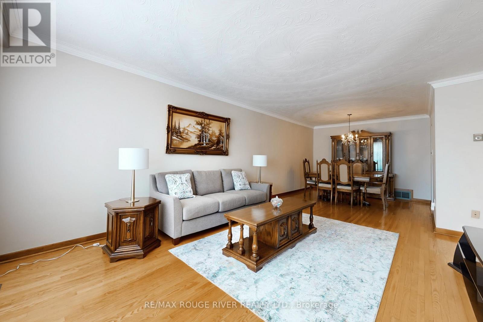 224 Fairglen Avenue, Toronto, Ontario  M1W 1B1 - Photo 8 - E12734896