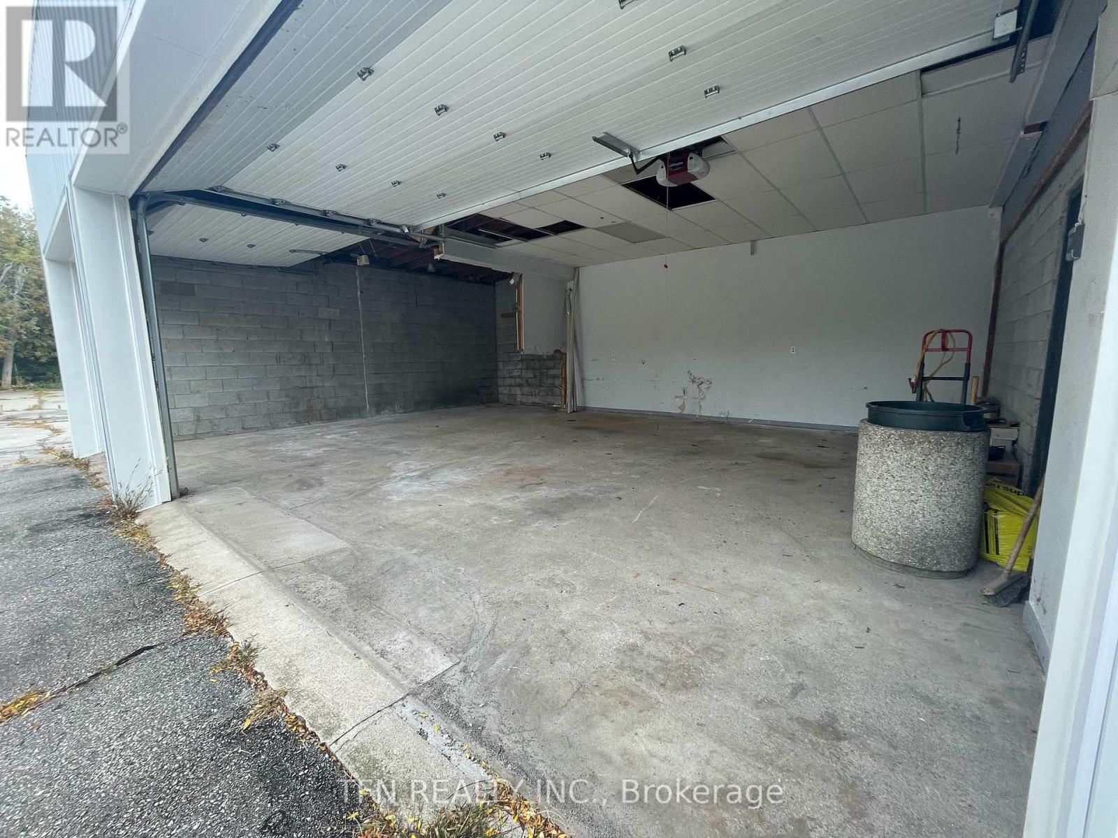 135-137 Queenston Street, St. Catharines, Ontario  L2R 2Z8 - Photo 16 - X12724628