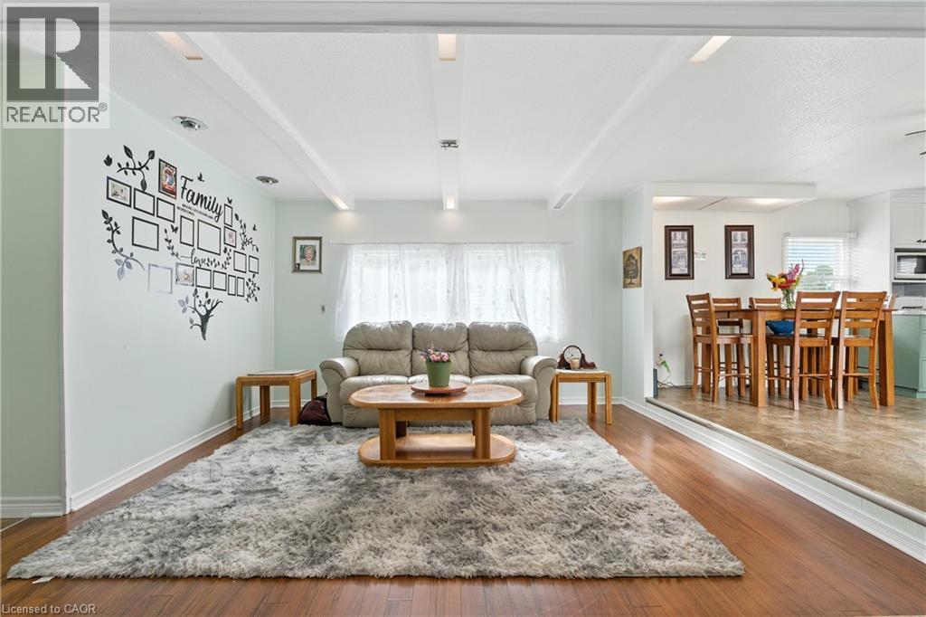 4588 Martha Lane, Beamsville, Ontario  L0R 1B1 - Photo 3 - 40801321