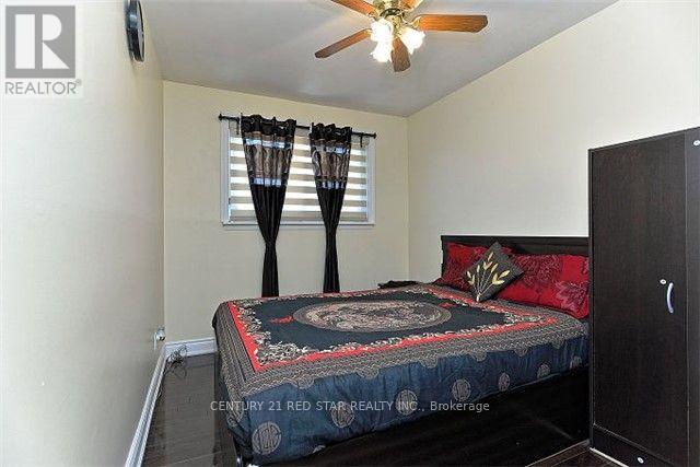 65 Newstead Crescent, Brampton, Ontario  L6V 2A8 - Photo 14 - W12735552