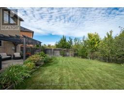 318 MALBOEUF COURT, Milton, Ontario