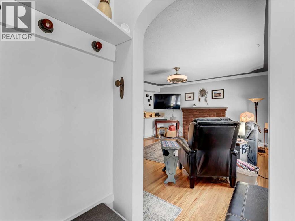 136 3 Avenue Se, Medicine Hat, Alberta  T1A 2L8 - Photo 5 - A2281453