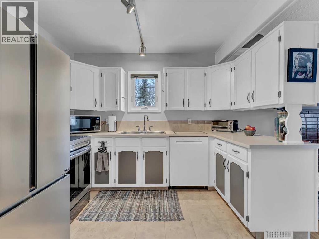 136 3 Avenue Se, Medicine Hat, Alberta  T1A 2L8 - Photo 12 - A2281453