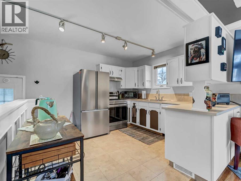 136 3 Avenue Se, Medicine Hat, Alberta  T1A 2L8 - Photo 11 - A2281453