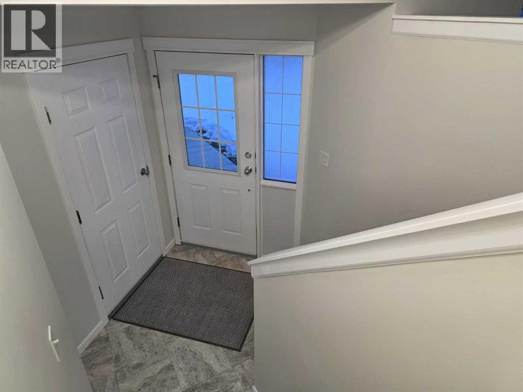 1934 8 Avenue, Wainwright, Alberta  T9W 1H6 - Photo 3 - A2281461