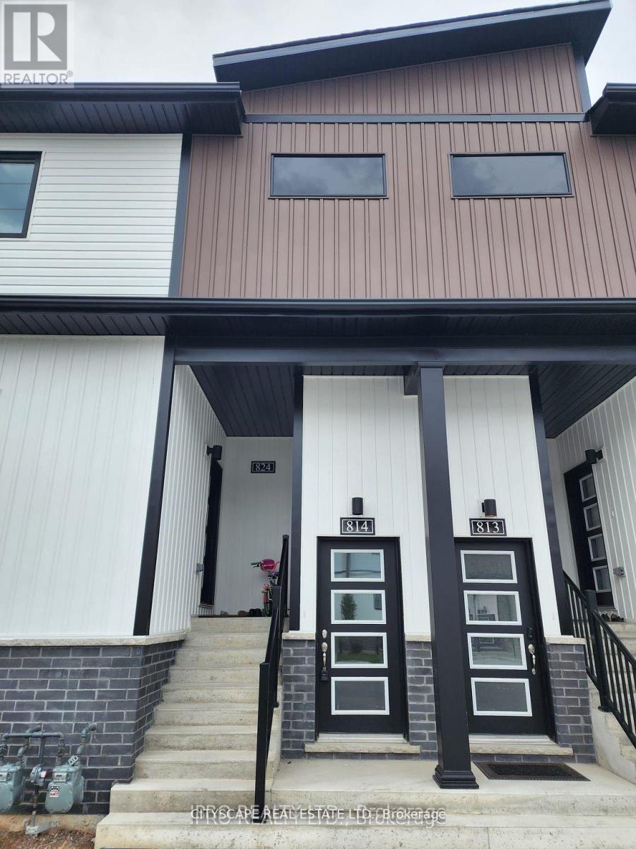 814 - 4263 Fourth Avenue, Niagara Falls, Ontario  L2E 0C2 - Photo 1 - X12735544