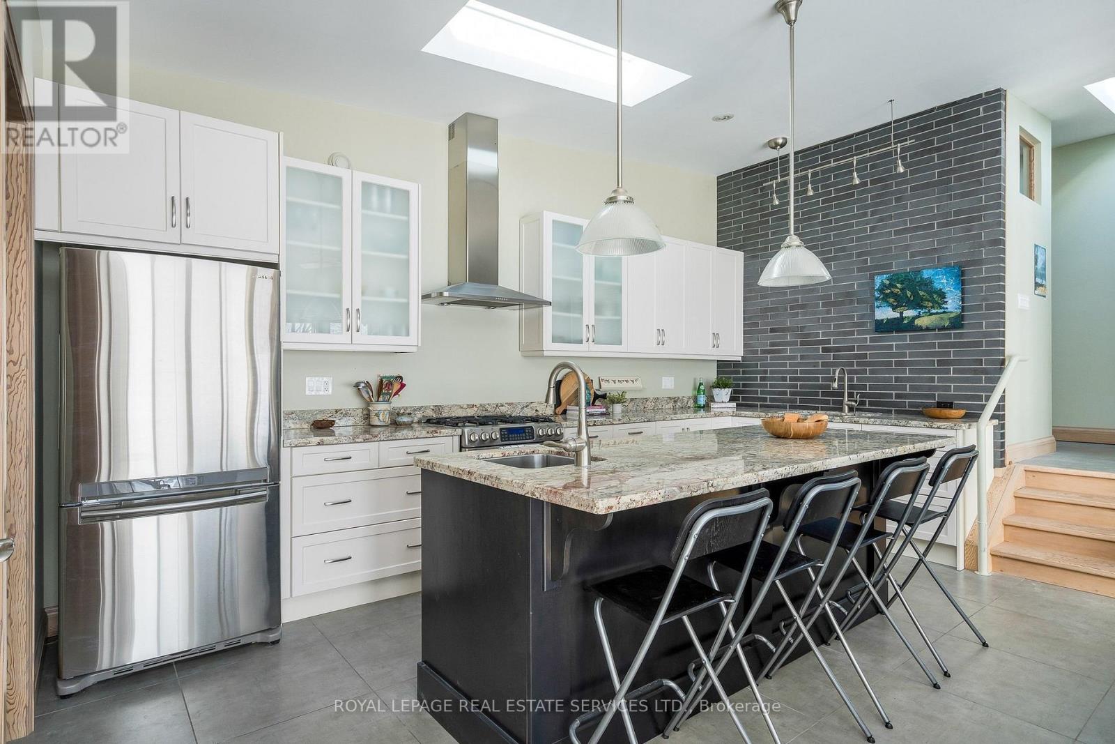 837177 4th Line E, Mulmur, Ontario  L9V 0J3 - Photo 10 - X12735548