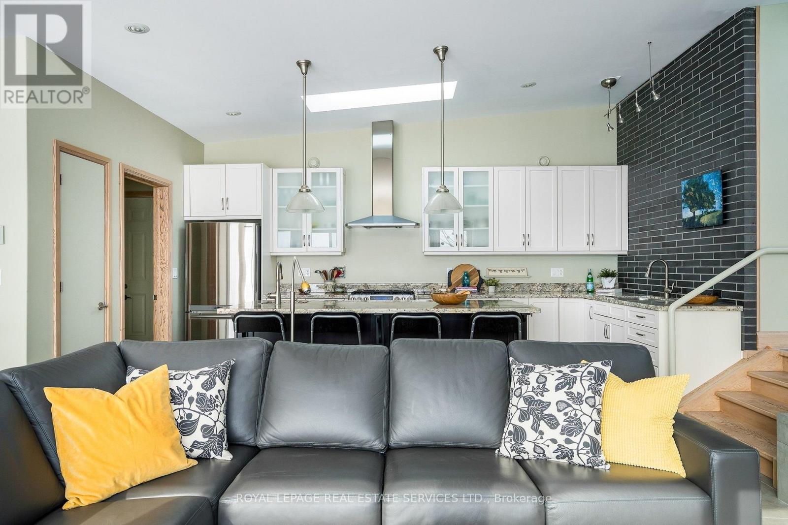 837177 4th Line E, Mulmur, Ontario  L9V 0J3 - Photo 11 - X12735548