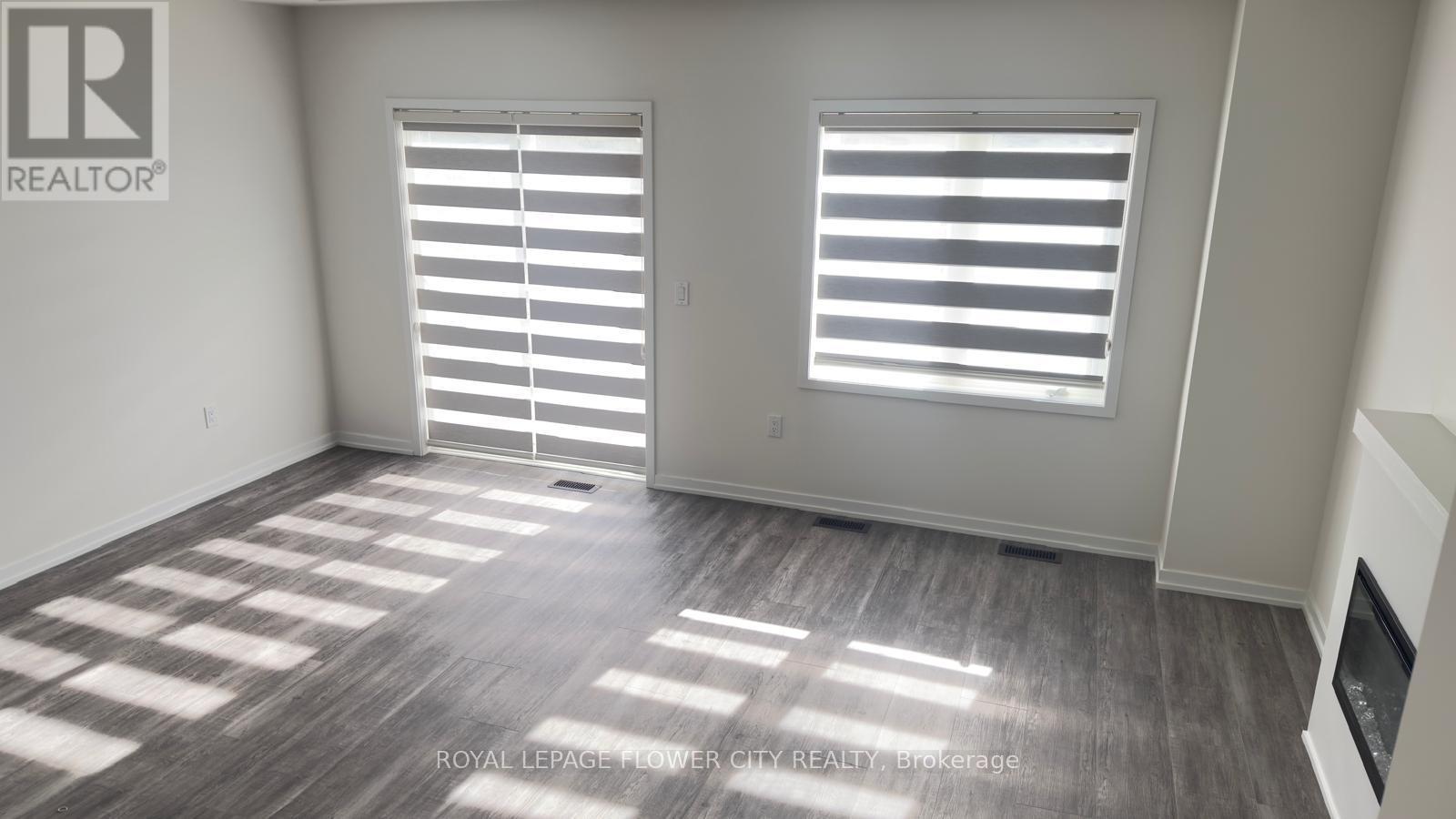 16 Seahorse Common, Cambridge, Ontario  N1T 0H3 - Photo 2 - X12735612