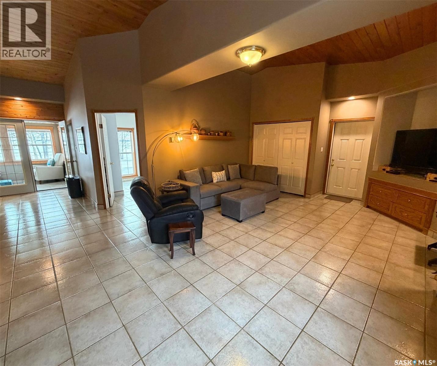 74 Nunn Street, La Ronge, Saskatchewan  S0J 1L0 - Photo 13 - SK027480