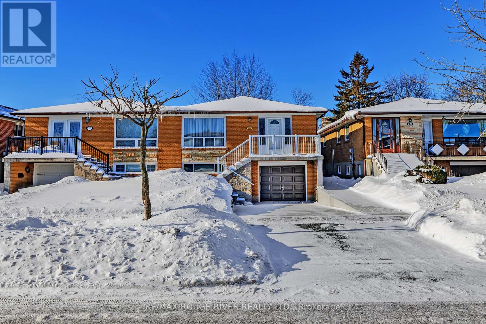 224 Fairglen Avenue, Toronto, Ontario  M1W 1B1 - Photo 2 - E12734896