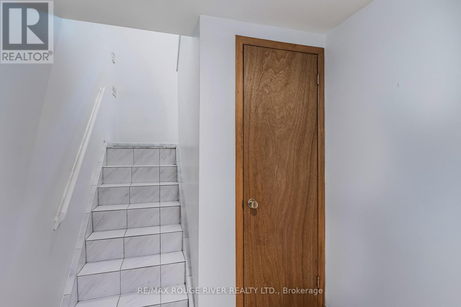 224 Fairglen Avenue, Toronto, Ontario  M1W 1B1 - Photo 29 - E12734896