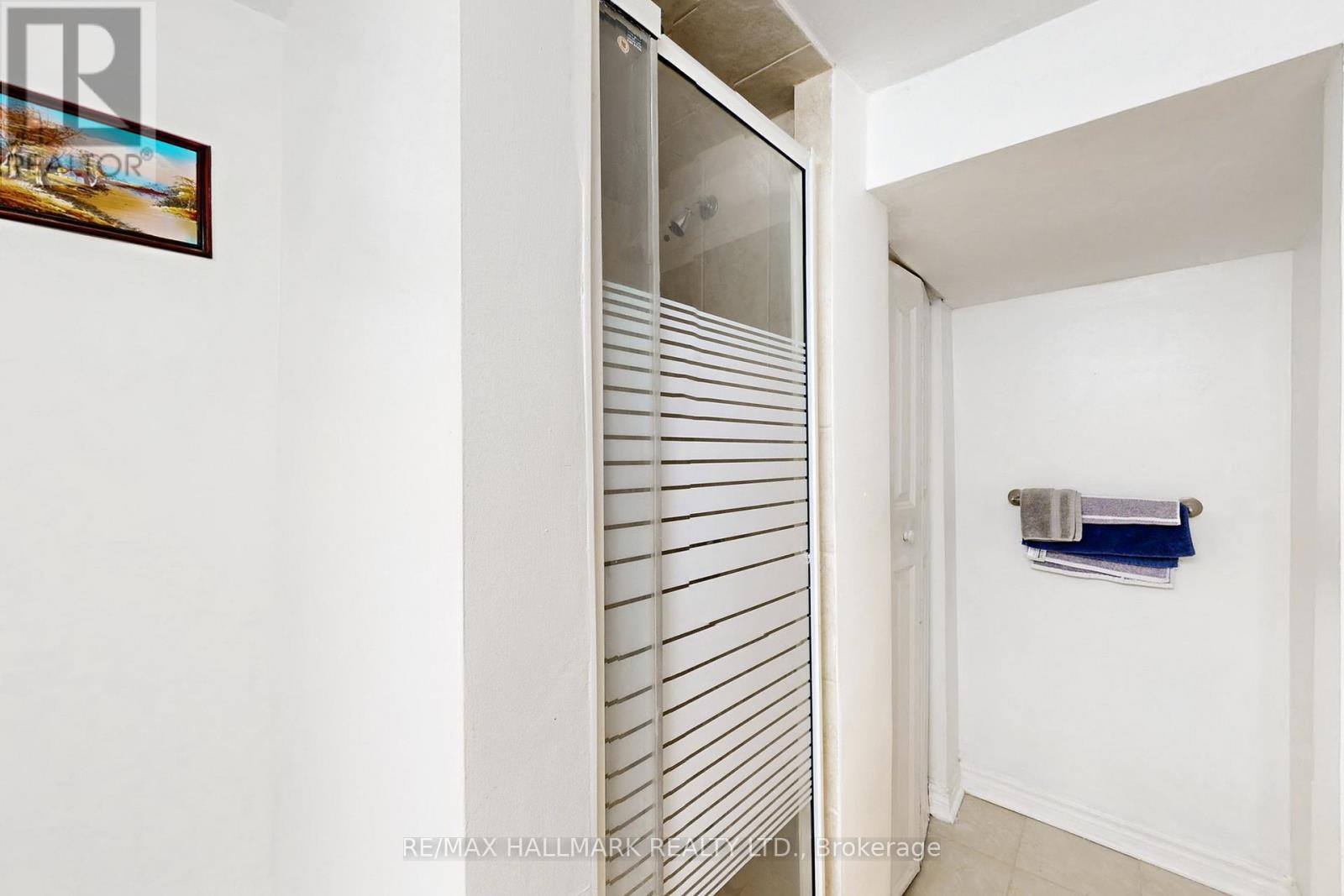 4 King Edward Avenue, Toronto, Ontario  M4C 5J6 - Photo 29 - E12674200