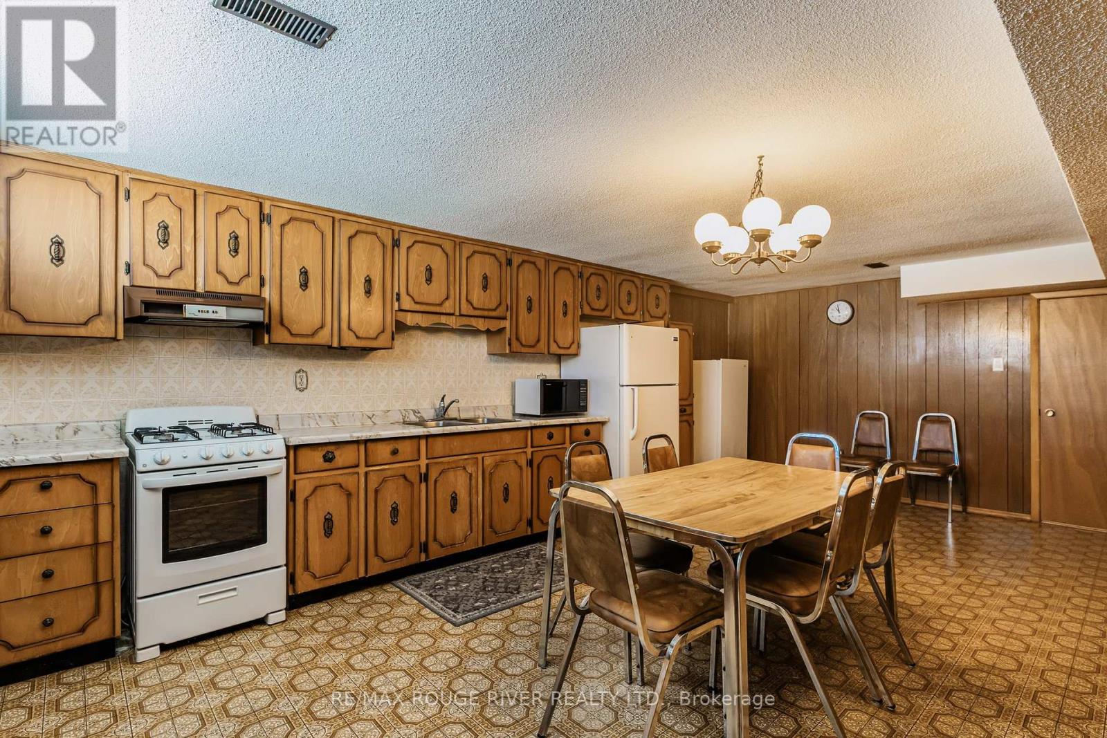 224 Fairglen Avenue, Toronto, Ontario  M1W 1B1 - Photo 34 - E12734896