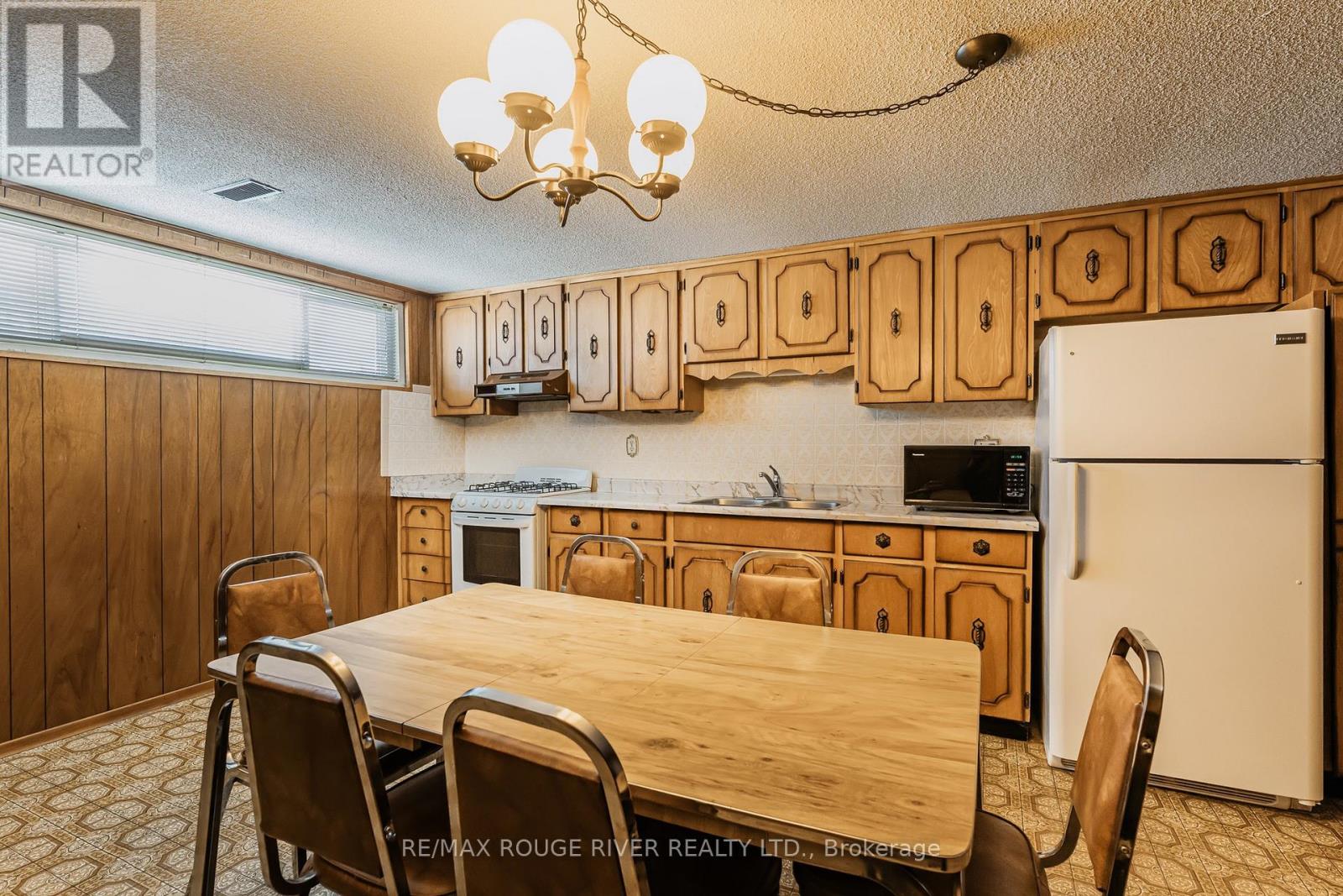 224 Fairglen Avenue, Toronto, Ontario  M1W 1B1 - Photo 35 - E12734896