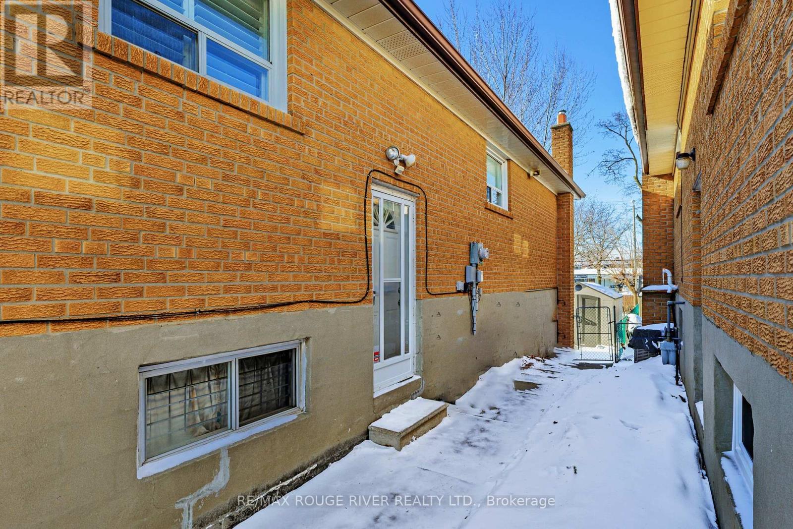 224 Fairglen Avenue, Toronto, Ontario  M1W 1B1 - Photo 46 - E12734896