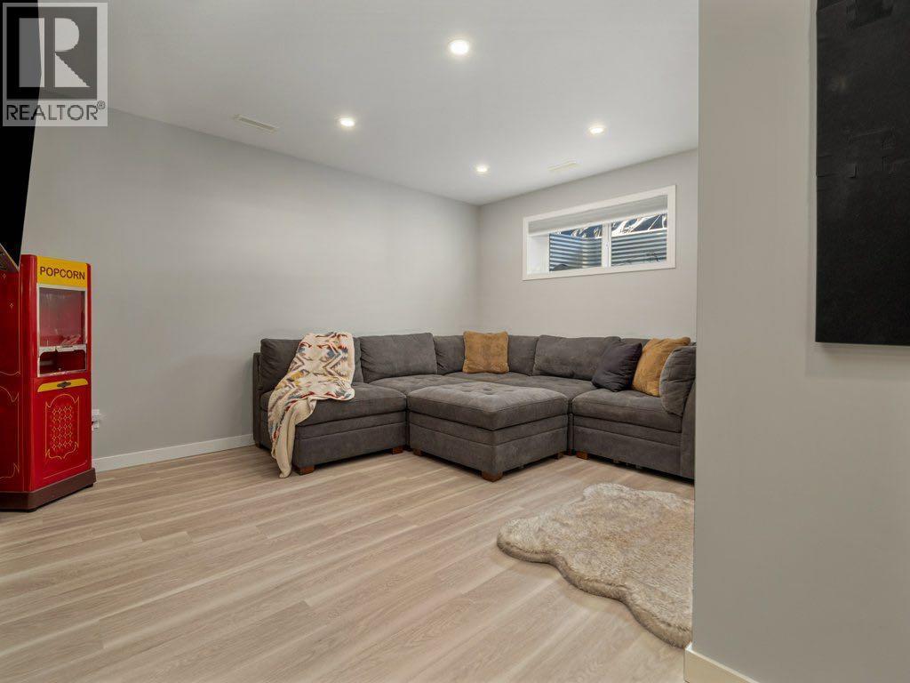 102 Blackwolf Bay N, Lethbridge, Alberta  T1H 7E9 - Photo 39 - A2281852