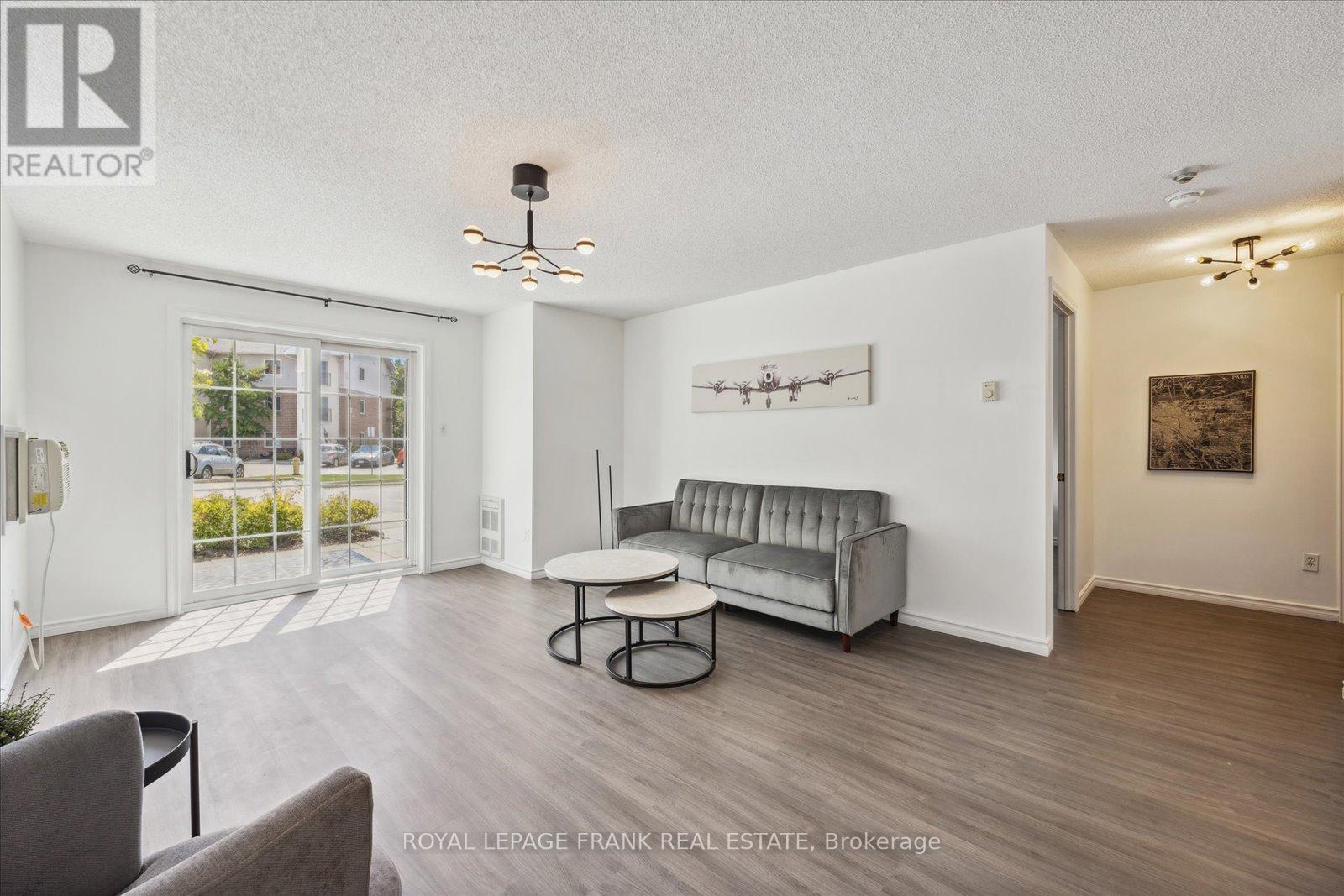 104 - 91 Aspen Springs Drive, Clarington, Ontario  L1C 5J9 - Photo 5 - E12735772