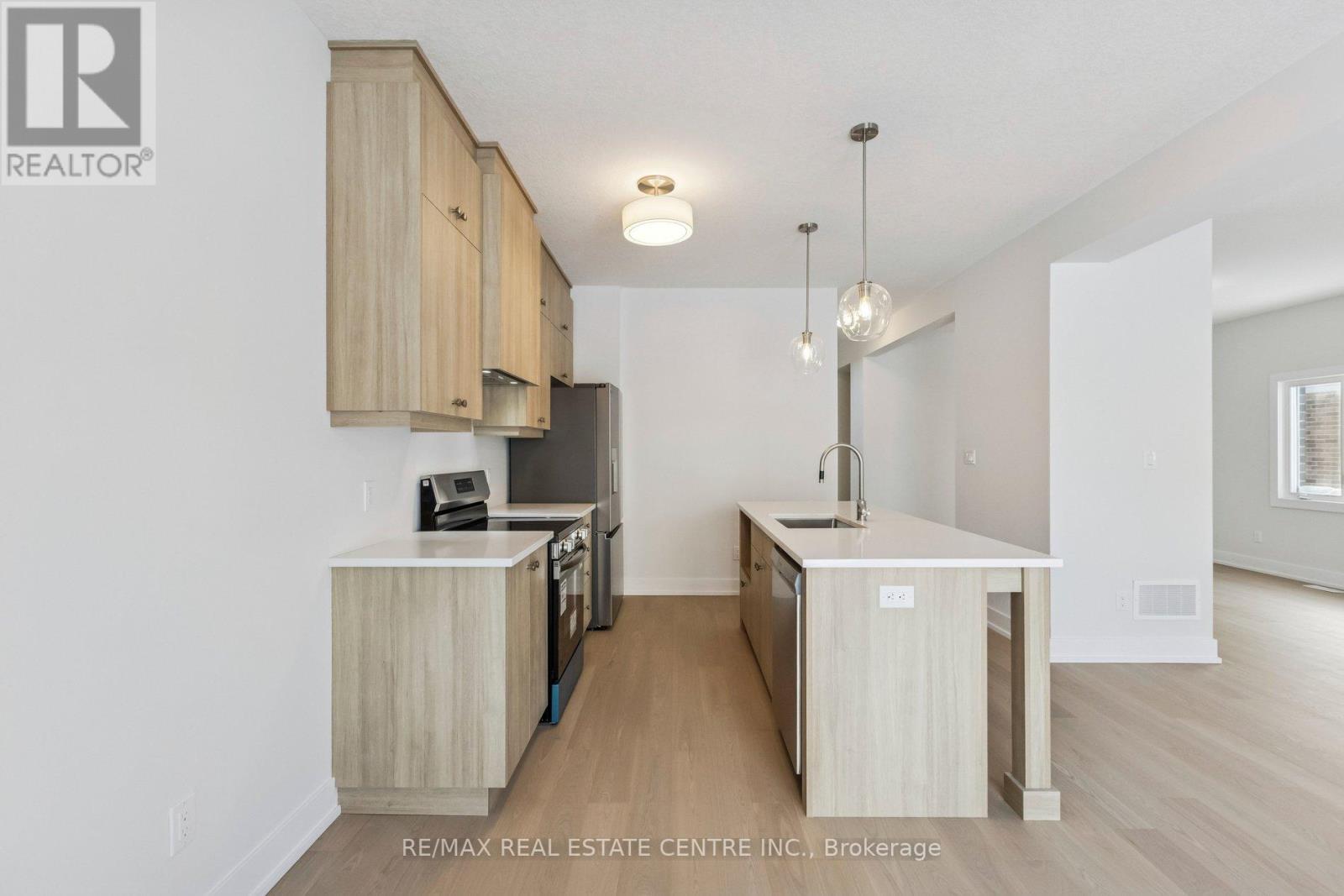 123 Maple Street, Mapleton, Ontario  N0G 1P0 - Photo 18 - X12615418