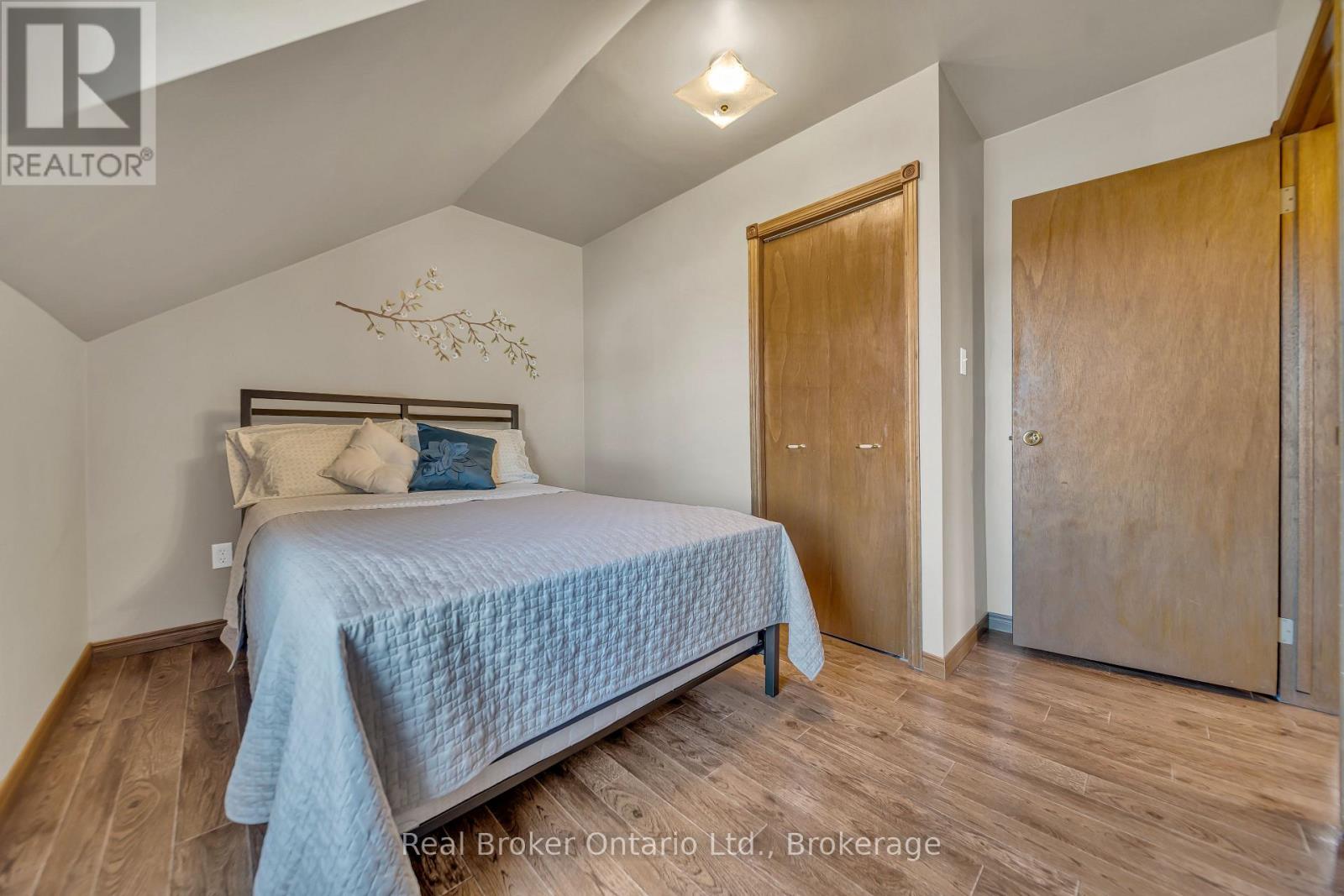 690 Wallace Avenue S, North Perth, Ontario  N4W 1Y4 - Photo 29 - X12735830