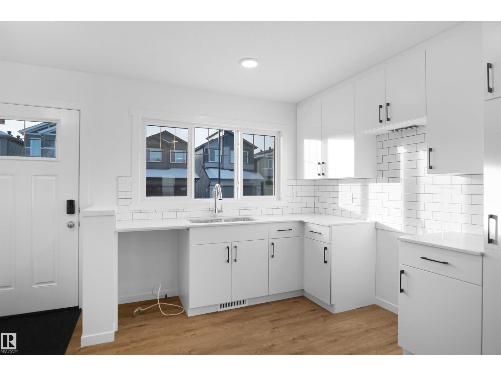 2103 210 St Nw, Edmonton, Alberta  T5S 0T1 - Photo 3 - E4463489