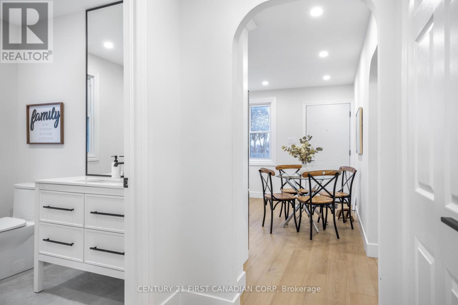 45 Fairview Avenue, London South, Ontario  N6C 4T4 - Photo 14 - X12735912