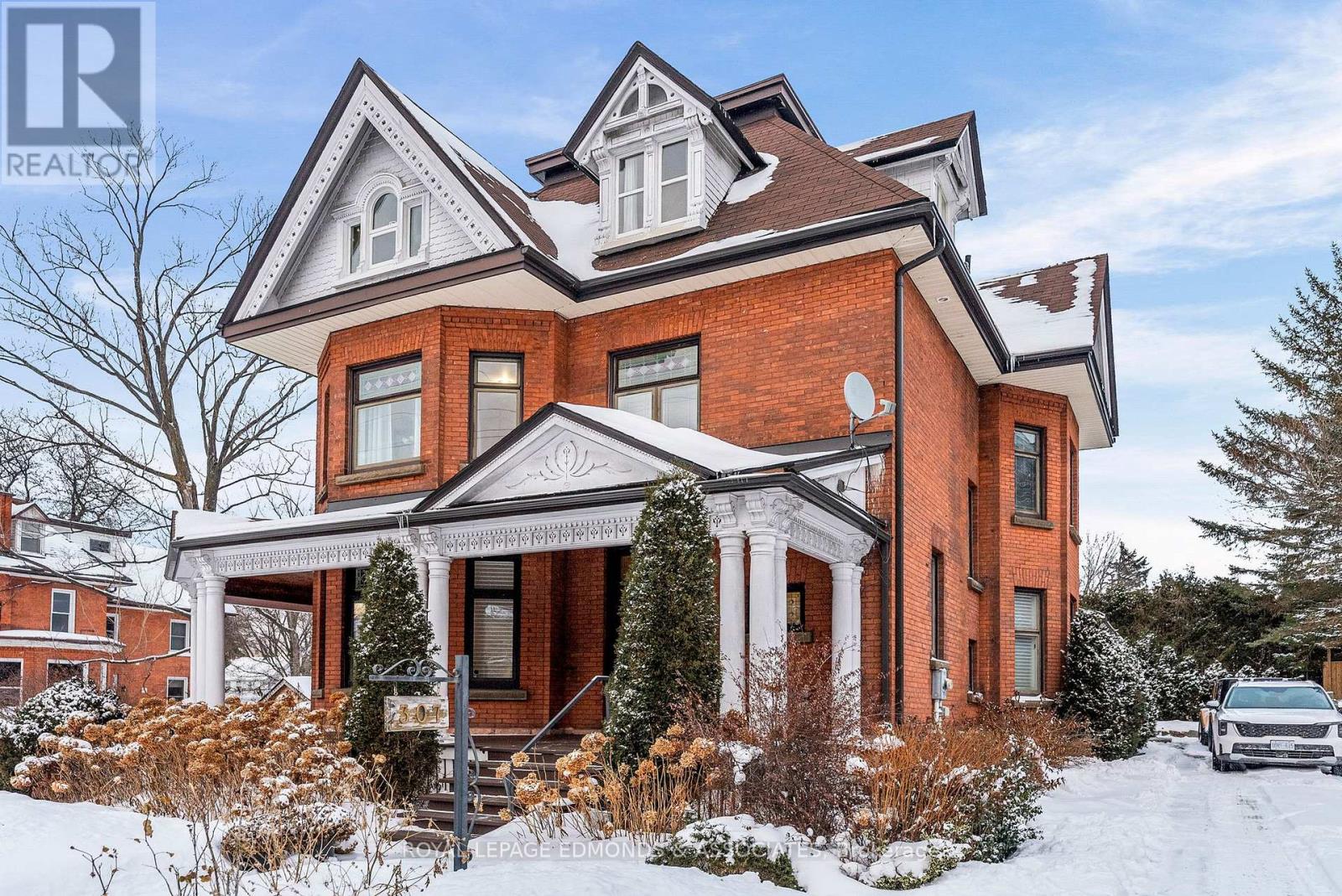 307 Maple Avenue, Pembroke, Ontario  K8A 1L8 - Photo 3 - X12735814