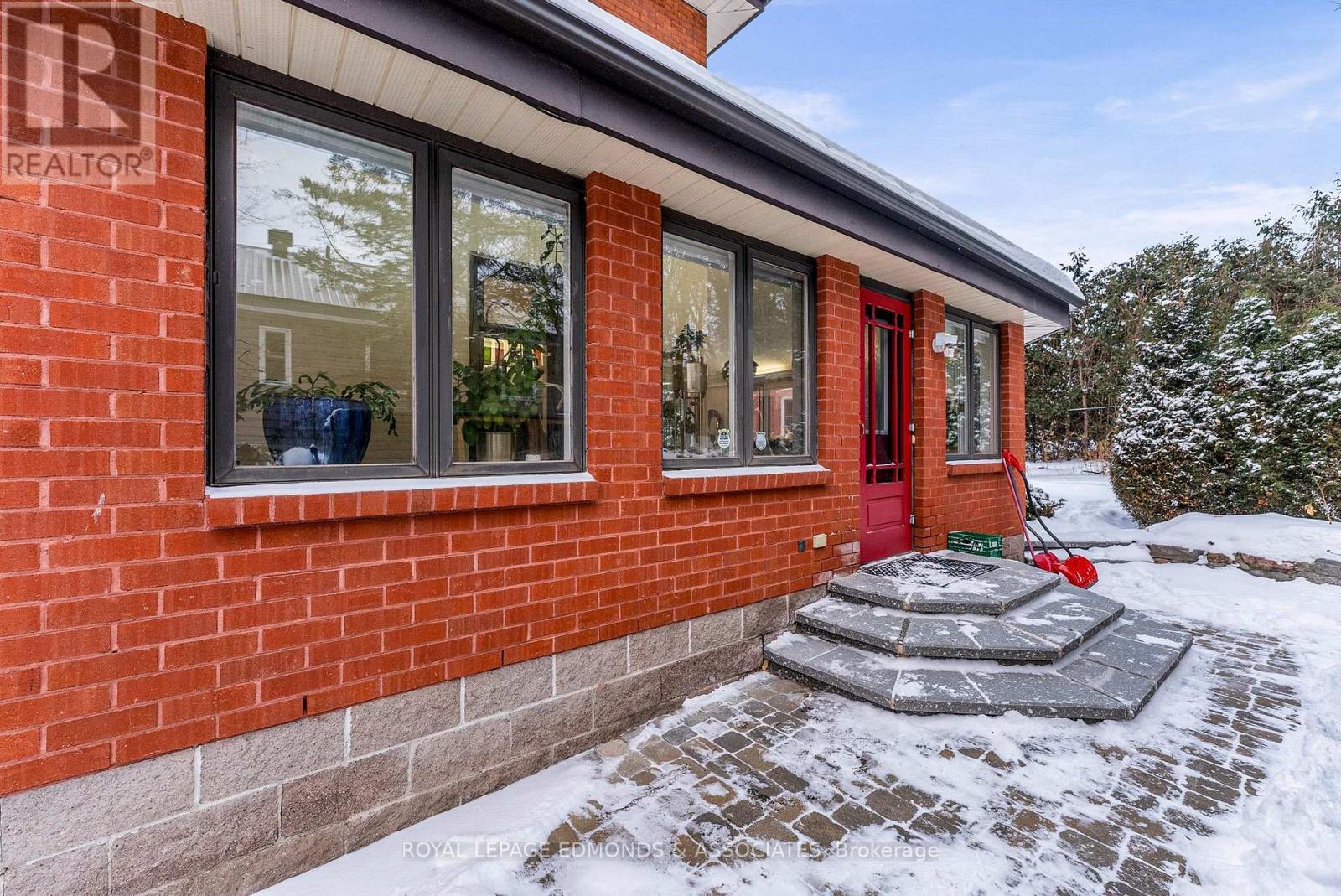 307 Maple Avenue, Pembroke, Ontario  K8A 1L8 - Photo 44 - X12735814