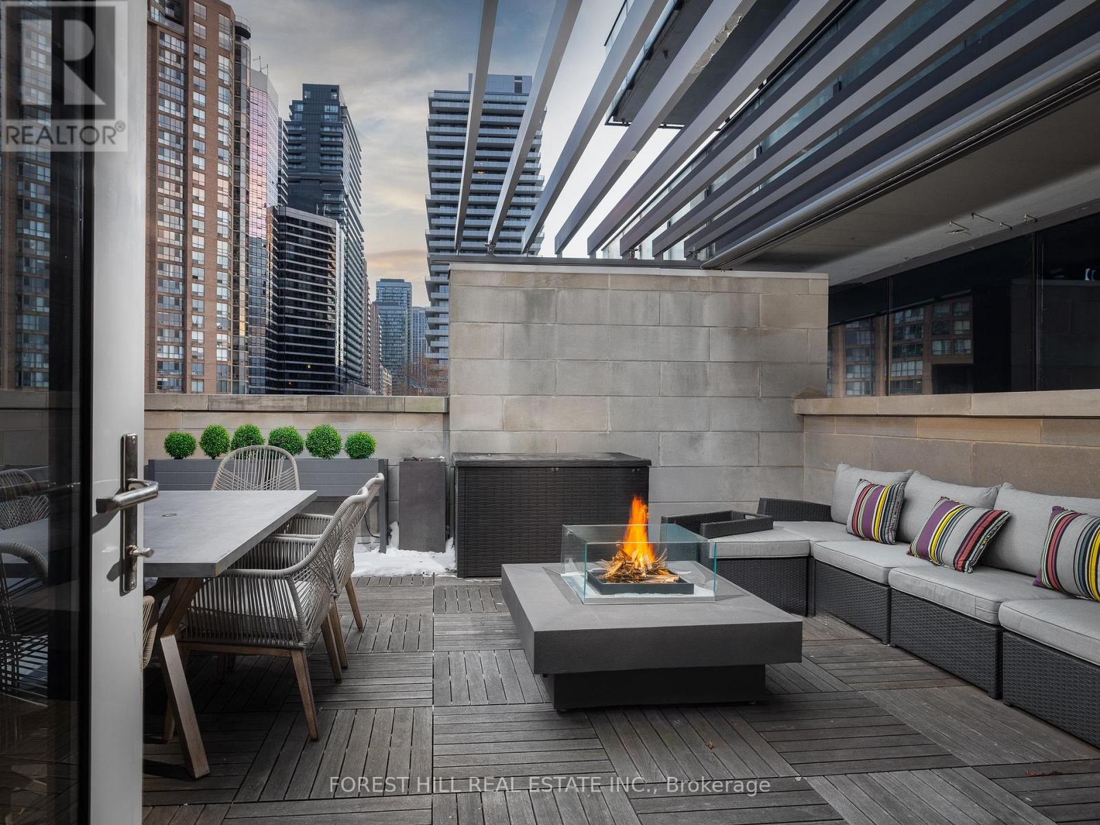 1074 Bay Street, Toronto, Ontario  M5S 0A3 - Photo 24 - C12720670