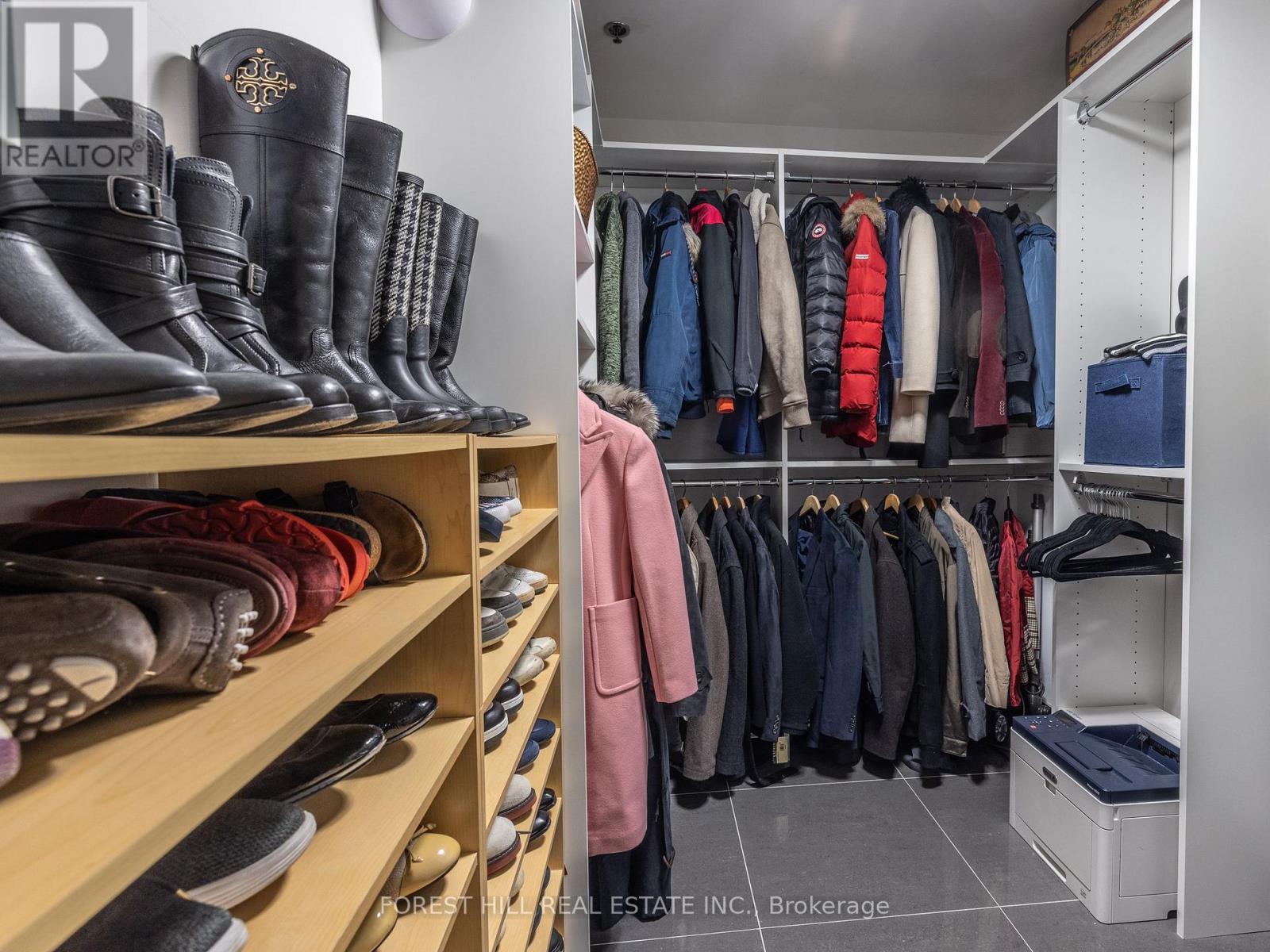 1074 Bay Street, Toronto, Ontario  M5S 0A3 - Photo 27 - C12720670