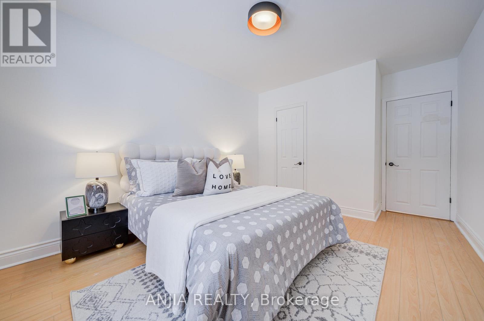 63 Rockport Crescent, Richmond Hill, Ontario  L4C 2L7 - Photo 19 - N12735482