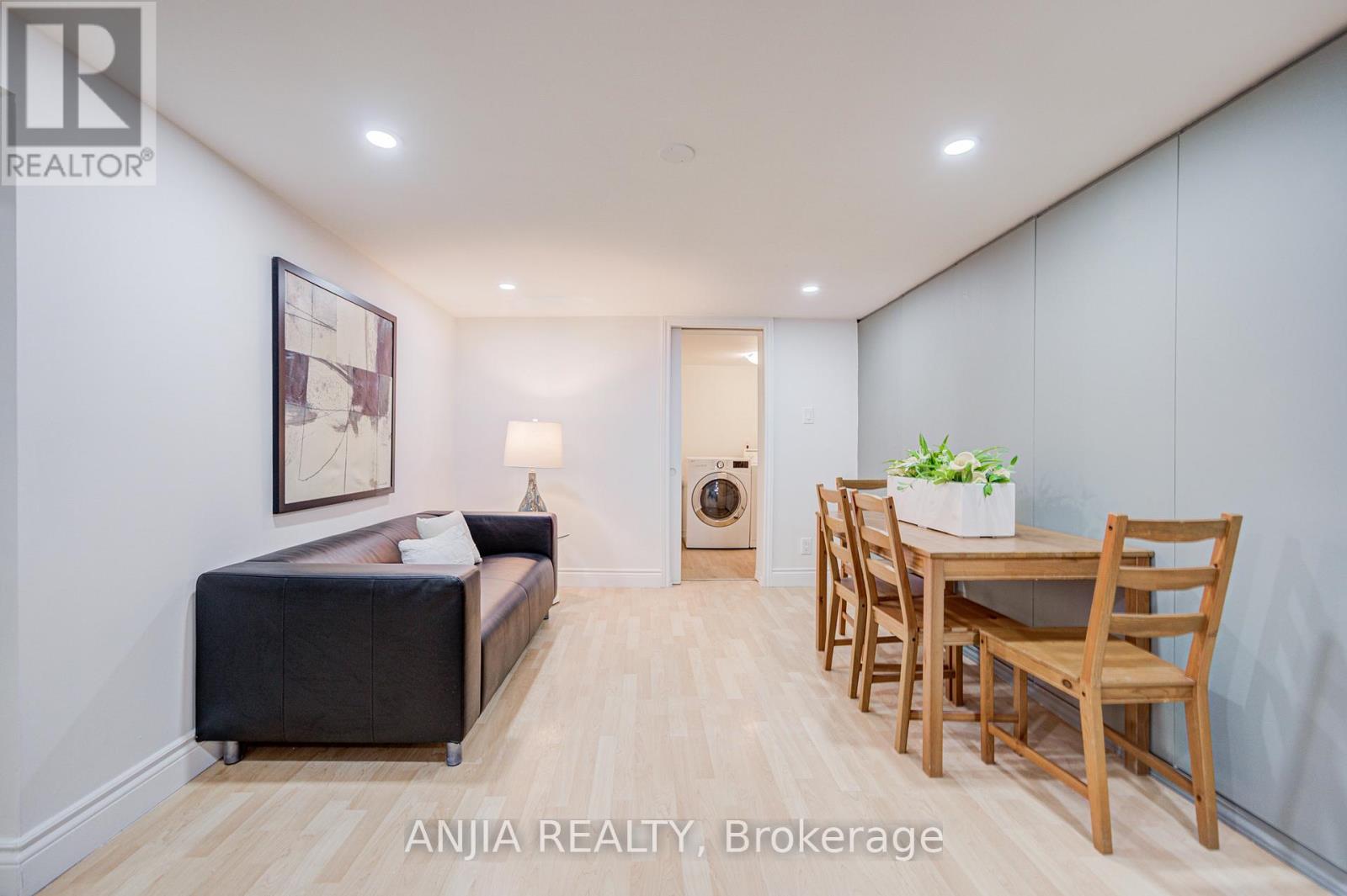 63 Rockport Crescent, Richmond Hill, Ontario  L4C 2L7 - Photo 31 - N12735482