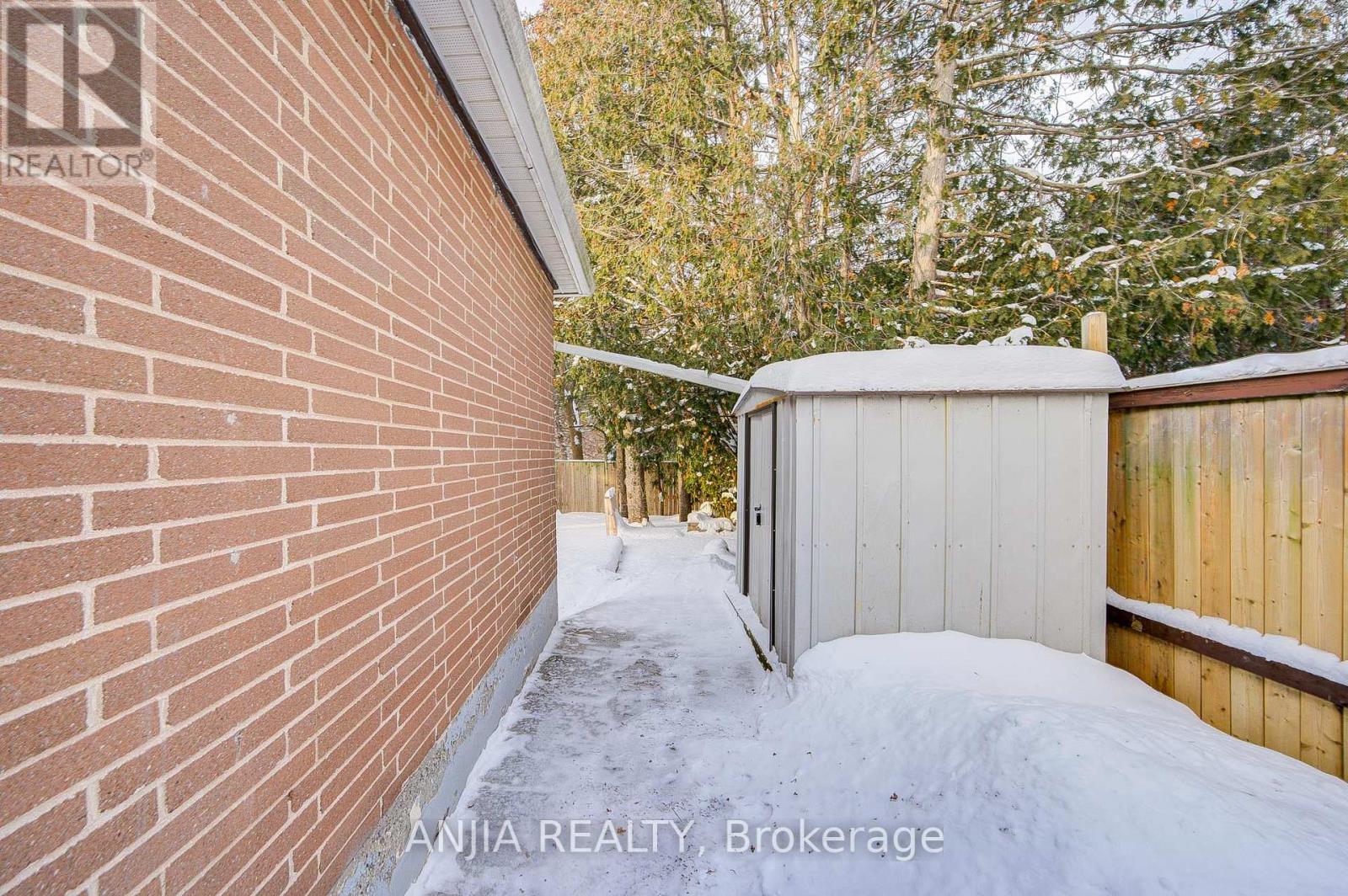 63 Rockport Crescent, Richmond Hill, Ontario  L4C 2L7 - Photo 40 - N12735482