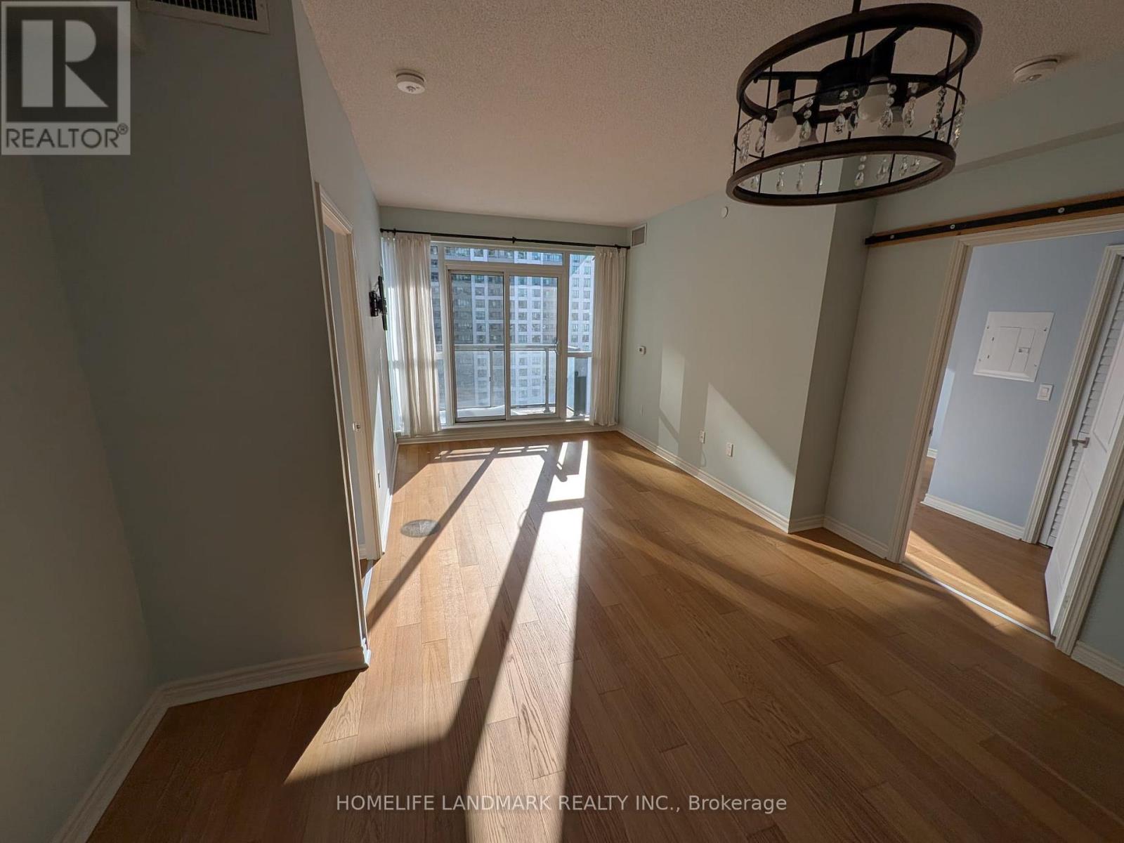 1707 - 349 Rathburn Road W, Mississauga, Ontario  L5B 0G9 - Photo 17 - W12723080
