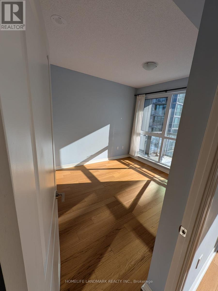 1707 - 349 Rathburn Road W, Mississauga, Ontario  L5B 0G9 - Photo 18 - W12723080