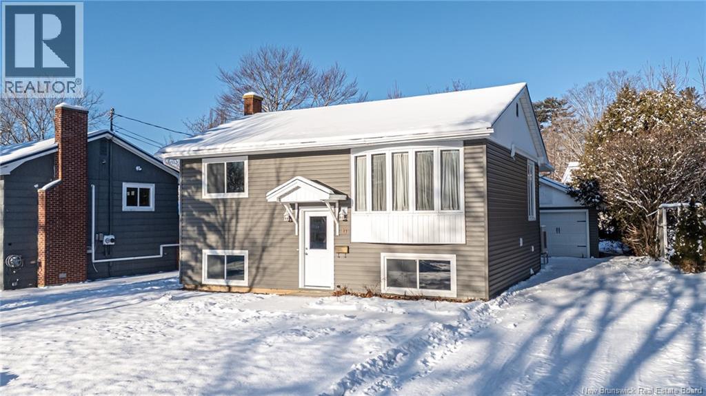 6 Lawrence Crescent, Fredericton, New Brunswick  E3A 2H3 - Photo 1 - NB132554