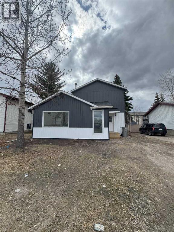 10021 106 Avenue, Grande Prairie, Alberta
