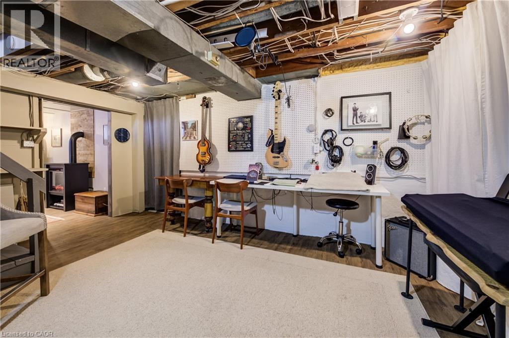 8 Lowrey Avenue S, Cambridge, Ontario  N1R 4Z1 - Photo 41 - 40800807