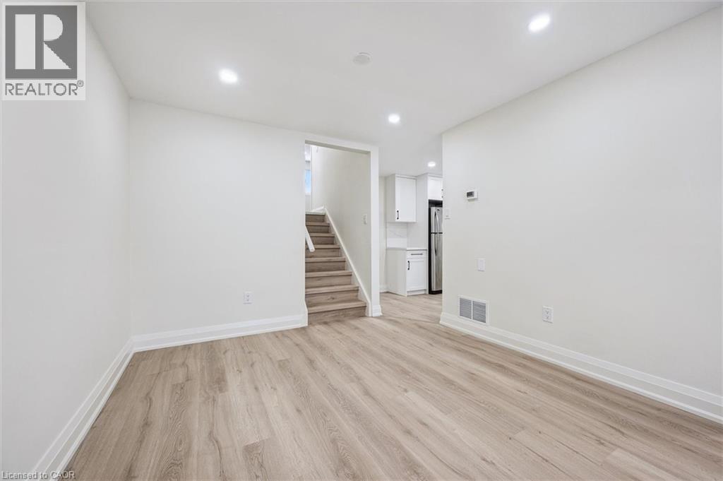 116 Markwood Drive, Kitchener, Ontario  N2M 2H6 - Photo 9 - 40801383