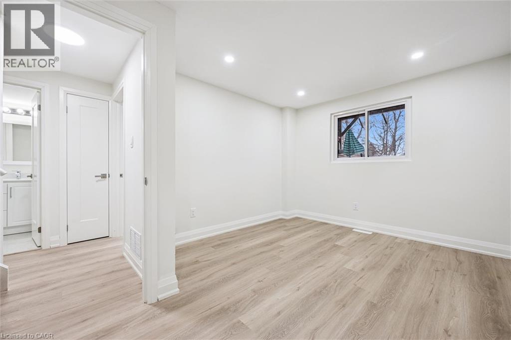 116 Markwood Drive, Kitchener, Ontario  N2M 2H6 - Photo 22 - 40801383