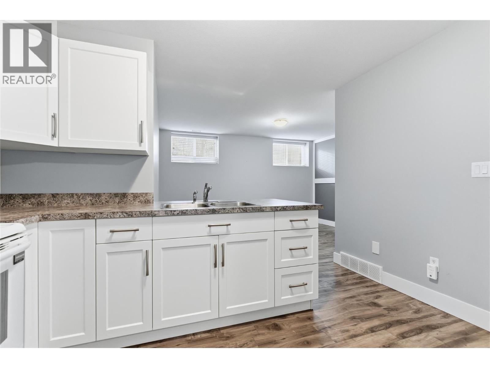 3565 Bank Road, Kamloops, British Columbia  V2B 7A5 - Photo 34 - 10373374