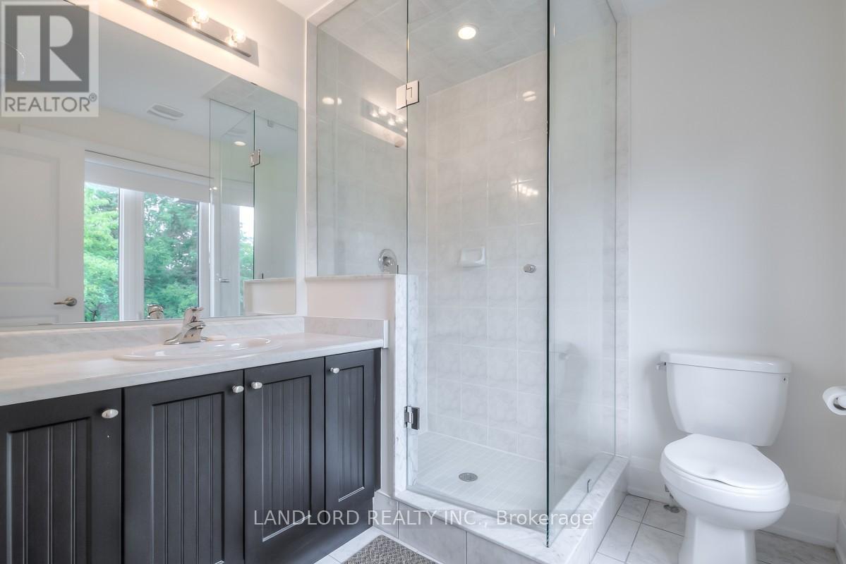 23 Kenneth Woods Crescent, Toronto, Ontario  M2N 0K3 - Photo 10 - C12735736