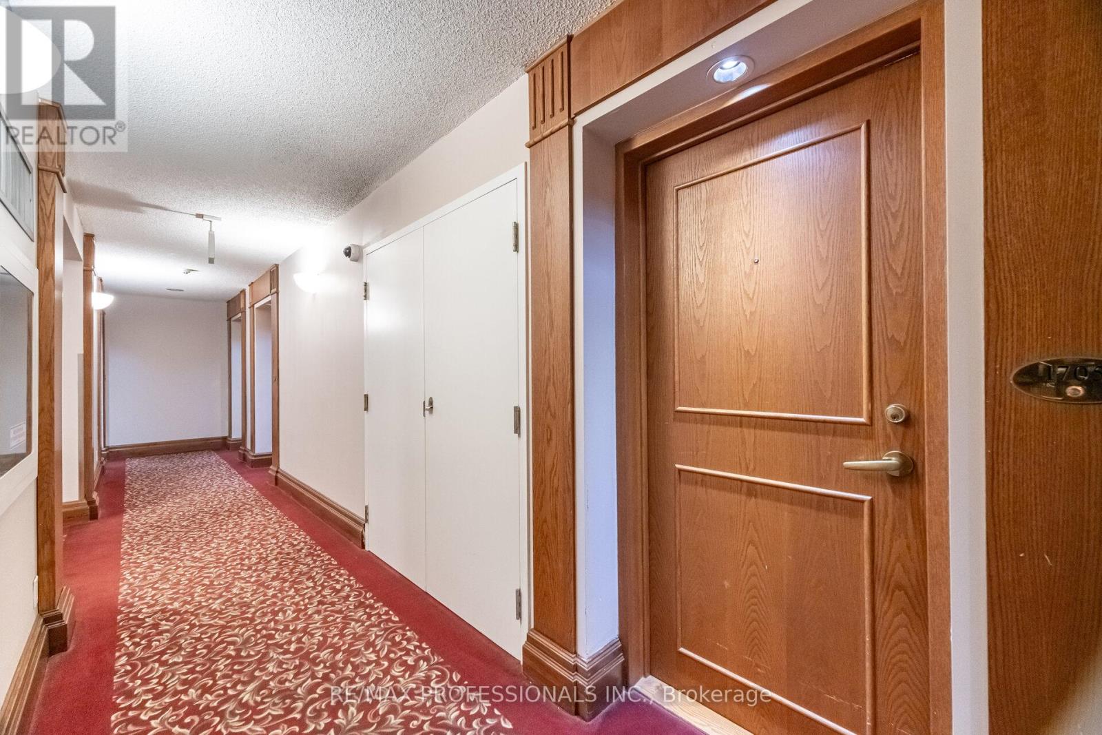 1705 - 18 Lee Centre Drive, Toronto, Ontario  M1H 3H5 - Photo 7 - E12735708