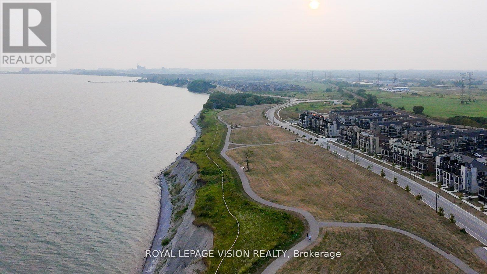 74 Caspian Square, Clarington, Ontario  L1C 7G4 - Photo 35 - E12735888