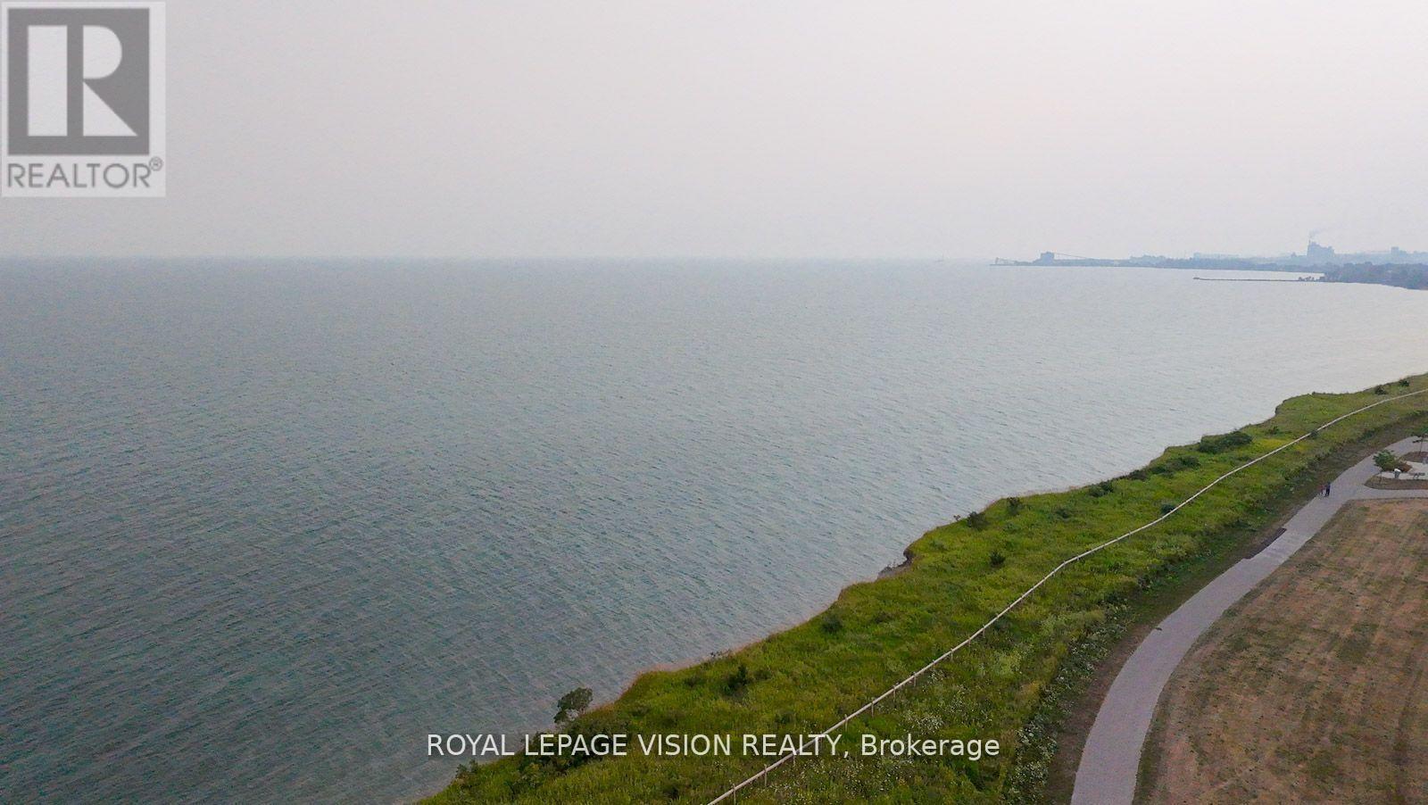 74 Caspian Square, Clarington, Ontario  L1C 7G4 - Photo 36 - E12735888