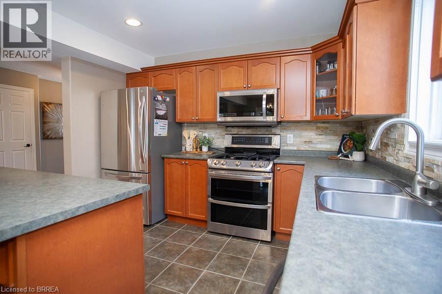 18 Gaal Court, Brantford, Ontario  N3T 6R5 - Photo 13 - 40801052