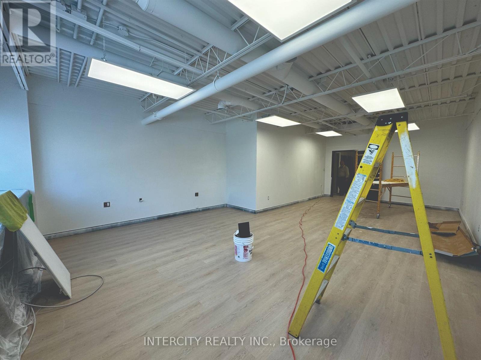 26b - 665 Millway Avenue, Vaughan, Ontario  L4K 3T8 - Photo 6 - N12735720