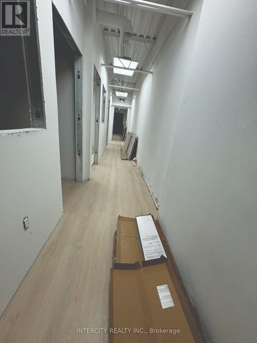 26b - B - 665 Millway Avenue, Vaughan, Ontario  L4K 3T8 - Photo 7 - N12735734