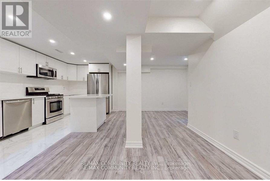 Basement - 16 Litner Crescent, Georgina, Ontario  L4P 3V1 - Photo 5 - N12735798